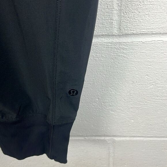 Lululemon women’s black sun setter jogger - Picture 5 of 6